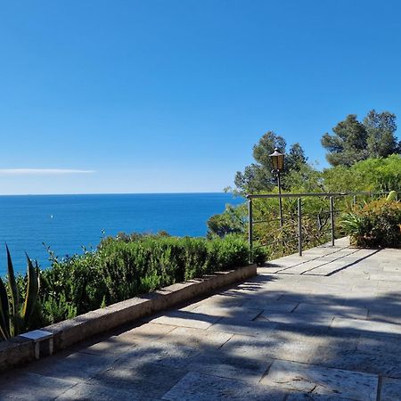 Appartamento In Villa Mimosa Cervo Kültér fotó