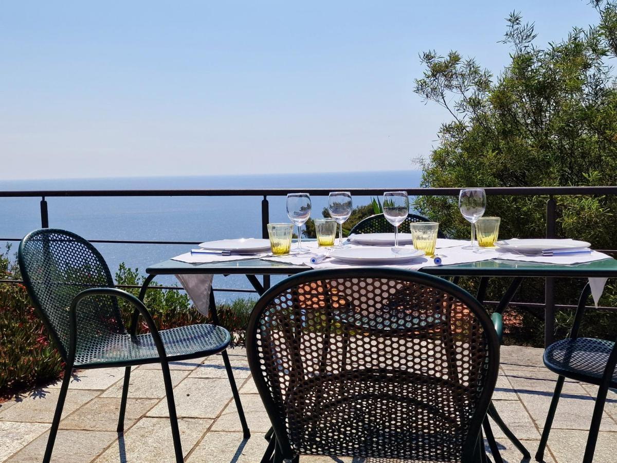 Appartamento In Villa Mimosa Cervo Kültér fotó